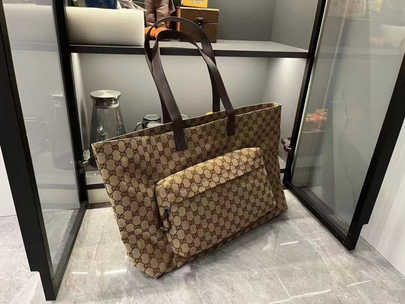 Gucci Shopping Bags